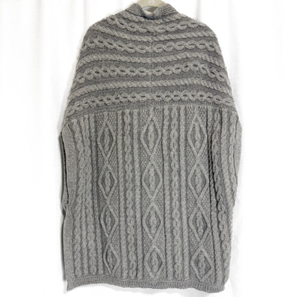 Vintage Arancrafts Ireland Heathered Gray Chunky Knit Poncho Cardigan Size M/L - Picture 7 of 9